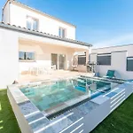 Appartement Avec Jacuzzi Sauna Saint-Genies-de-Malgoires