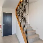 Appartement Avec Jacuzzi Sauna *
