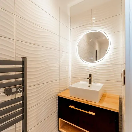 Avec Jacuzzi Sauna Apartment Saint-Genies-de-Malgoires