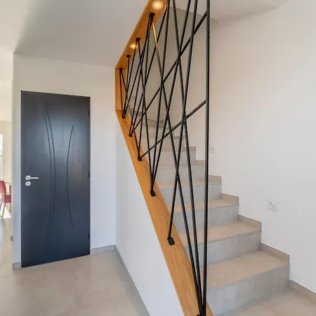 Apartman Avec Jacuzzi Sauna *