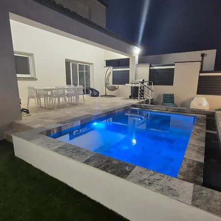 Avec Jacuzzi Sauna 아파트 Saint-Genies-de-Malgoires